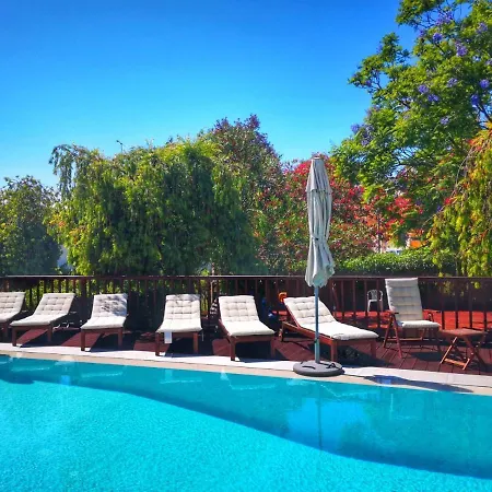 Valhalla - Free Heated Swimming Pool - By Bedzy Lux Villa *