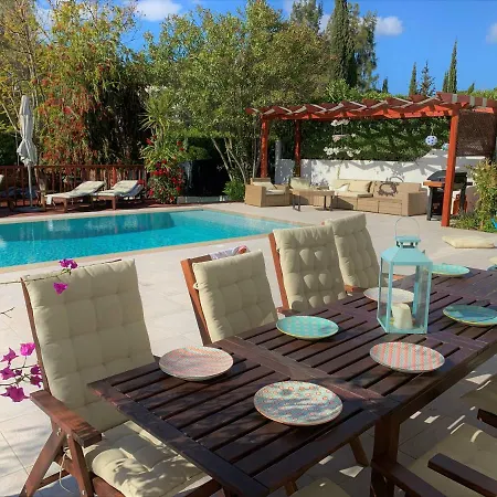 Valhalla - Free Heated Swimming Pool - By Bedzy Lux Villa *